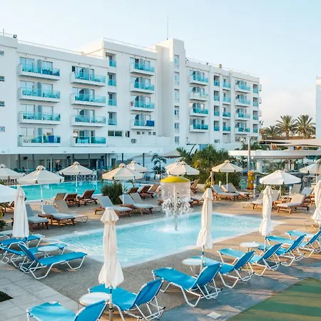 Kapetanios Bay Hotel 3*